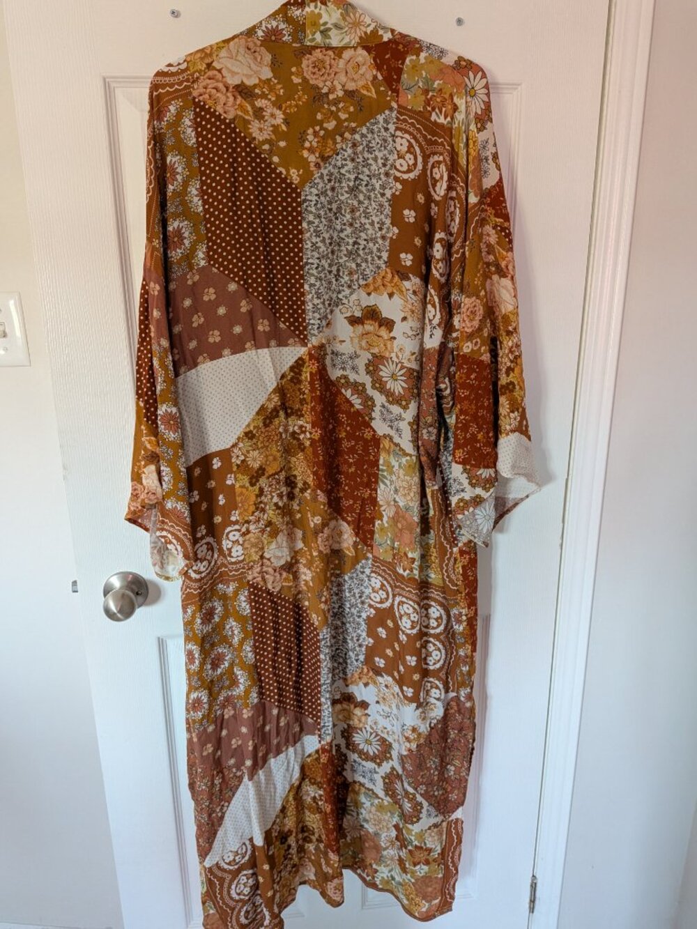 Spell Cha Cha Maxi Robe - Picture 3 of 4